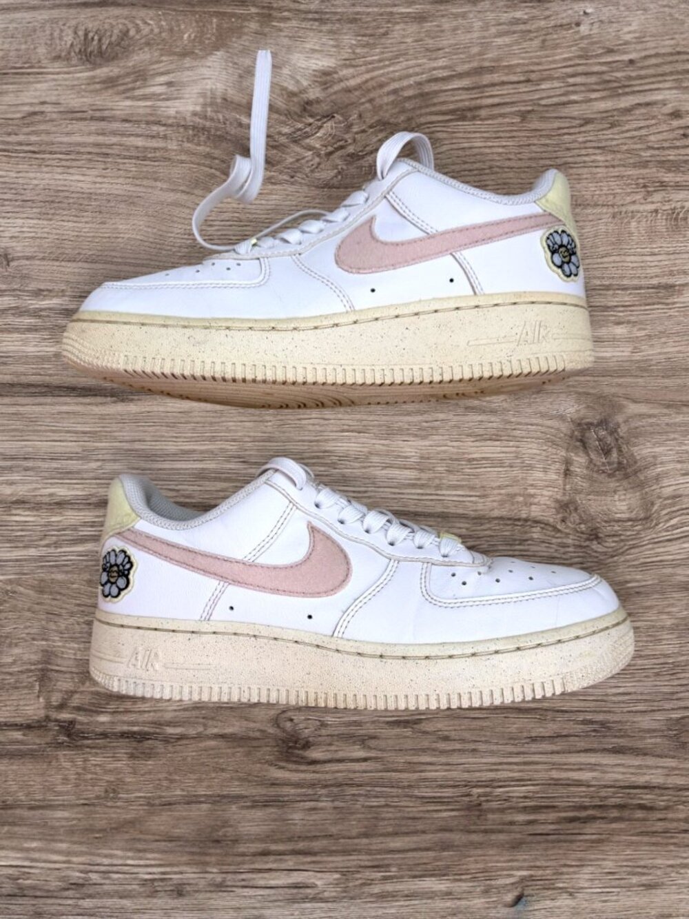 Nike Air Force 1 ‘07 LX White Pink Suede Swoosh Floral Women’s Sneakers Size 6.5